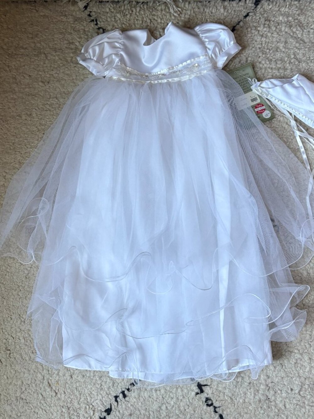 Allie Wade NWT white beaded short-sleeve christening gown bonnet size 9 months